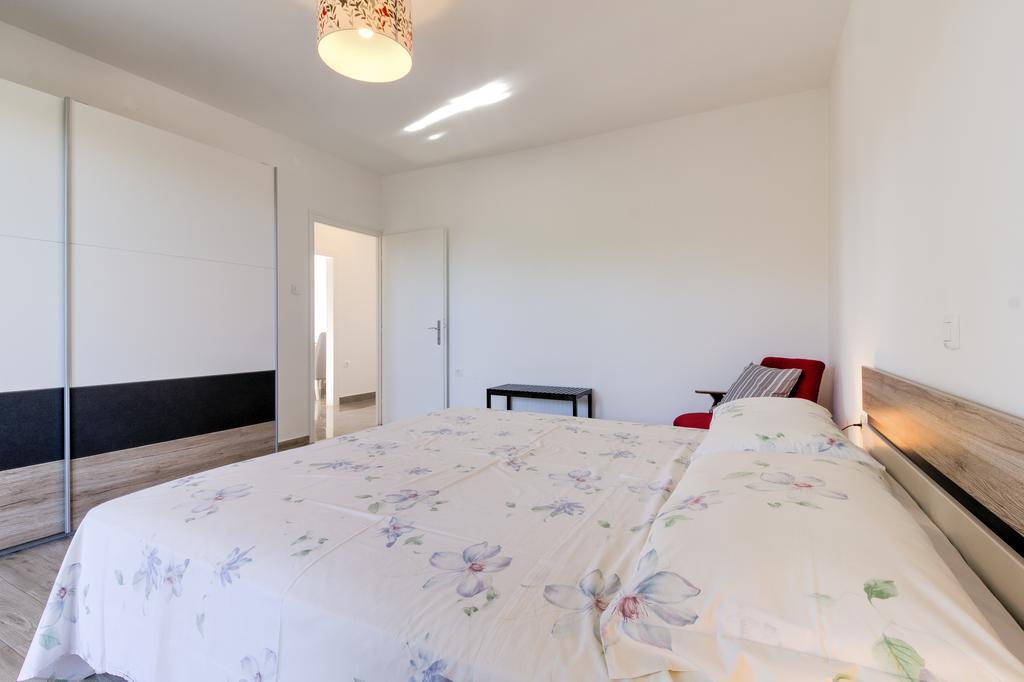 Apartments Ester Victoria メドゥリン エクステリア 写真