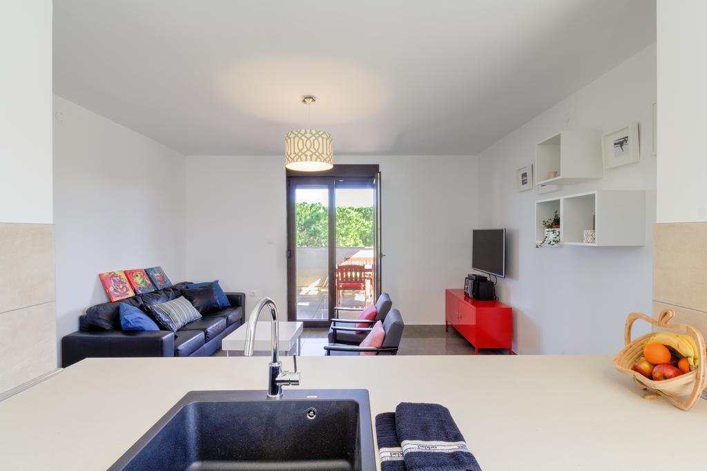 Apartments Ester Victoria メドゥリン エクステリア 写真