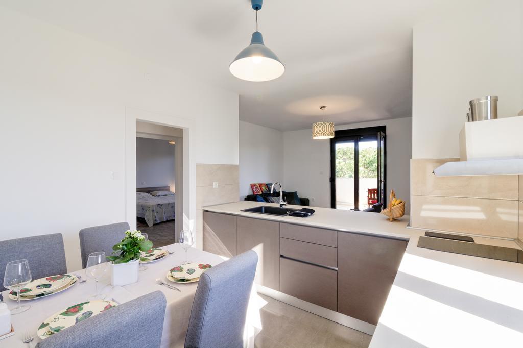 Apartments Ester Victoria メドゥリン エクステリア 写真