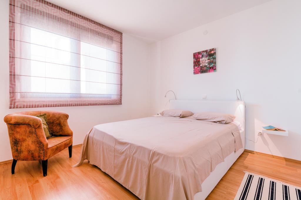 Apartments Ester Victoria メドゥリン エクステリア 写真